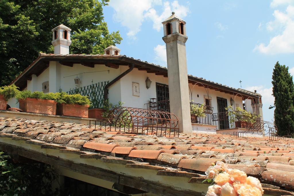 Отель La Canonica Dei Fiori - Anna Fendi Country House Рончильоне Экстерьер фото