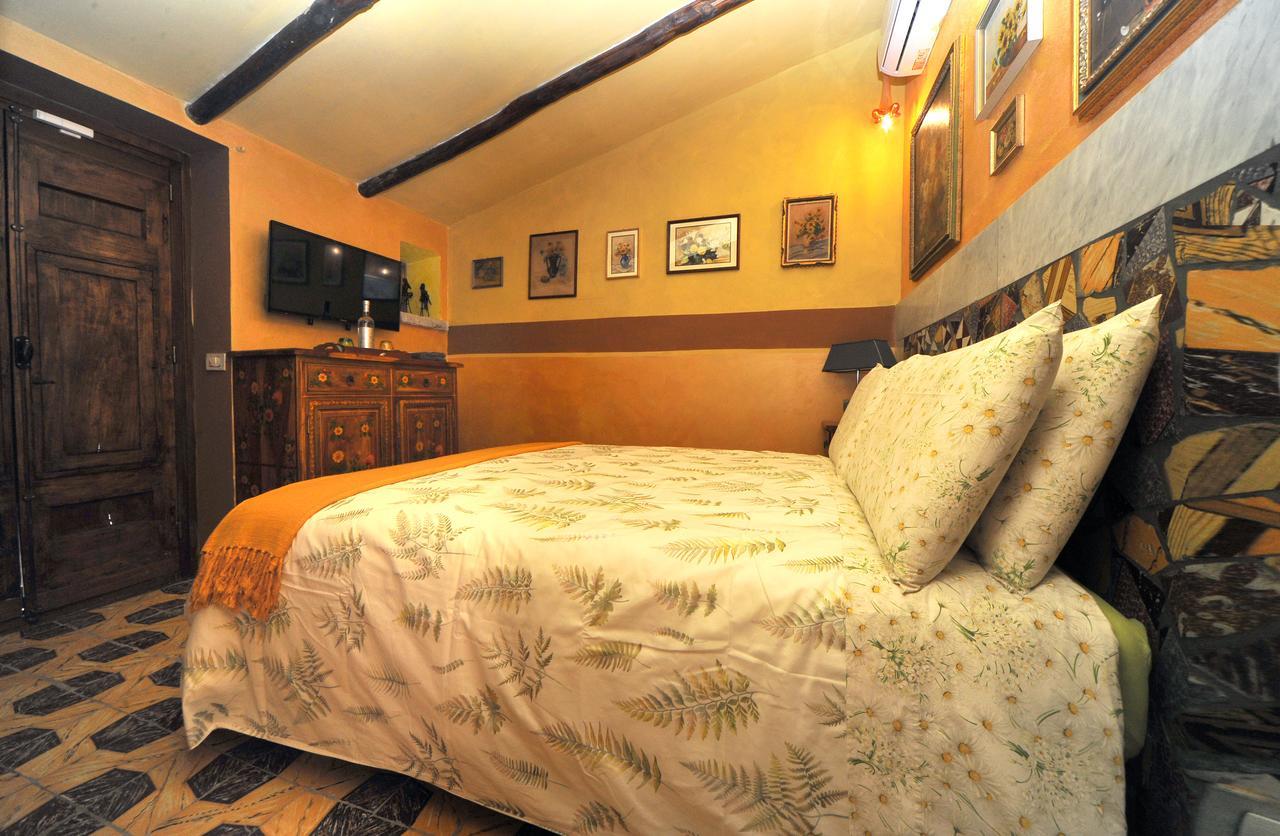 Отель La Canonica Dei Fiori - Anna Fendi Country House Рончильоне Экстерьер фото